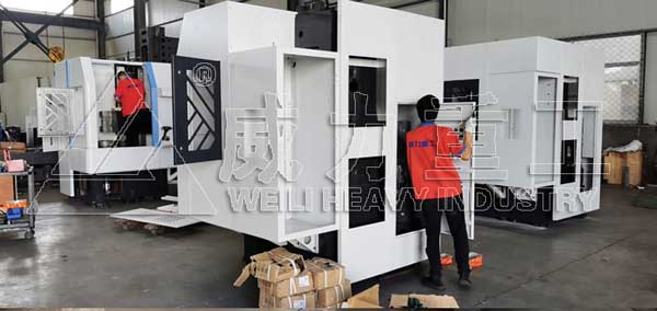 蹄鐵加工數(shù)控專機(jī)加工車間