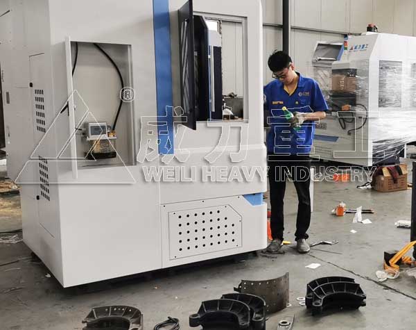 CT55數(shù)控立車銑削汽車制動(dòng)蹄鐵蹄片